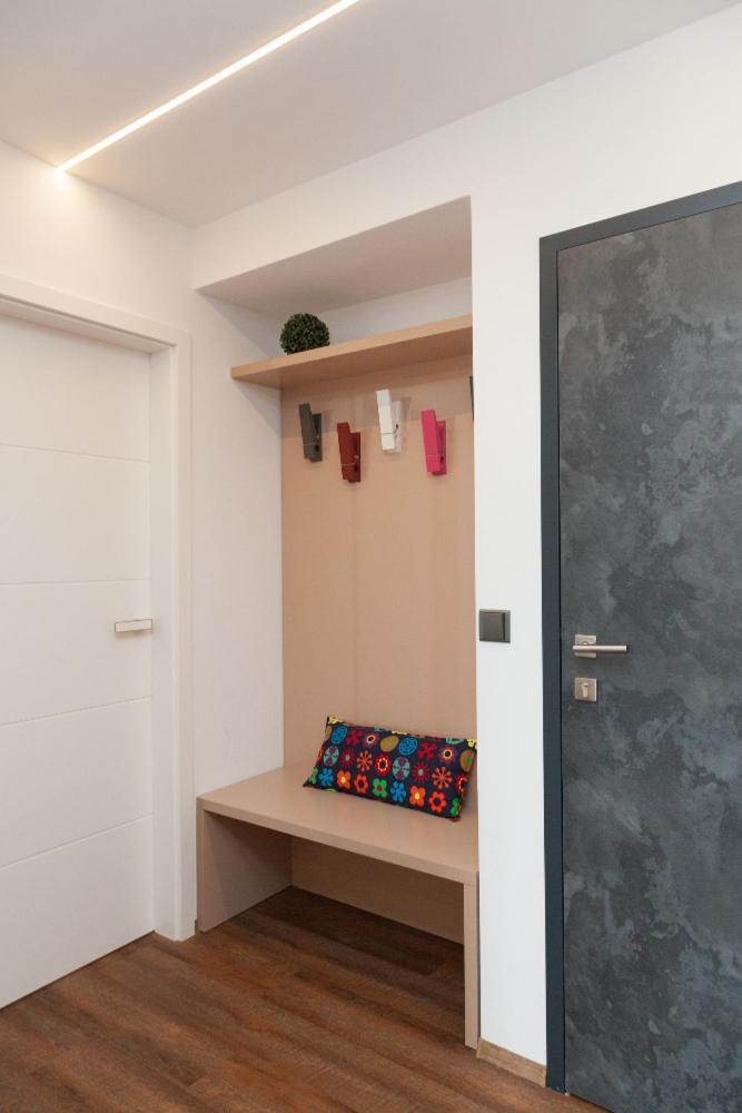 3kk - 115m2 V Klidne Lokalite - 4 Apartment