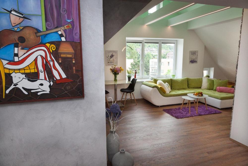Apartment 3kk - 115m2 V Klidne Lokalite - 4 Prague