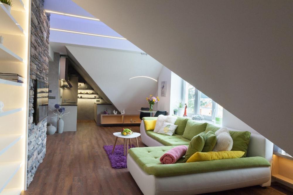 Apartment 3kk - 115m2 V Klidne Lokalite - 4